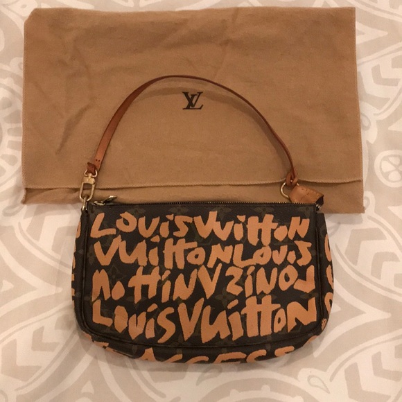 graffiti louis vuitton pochette
